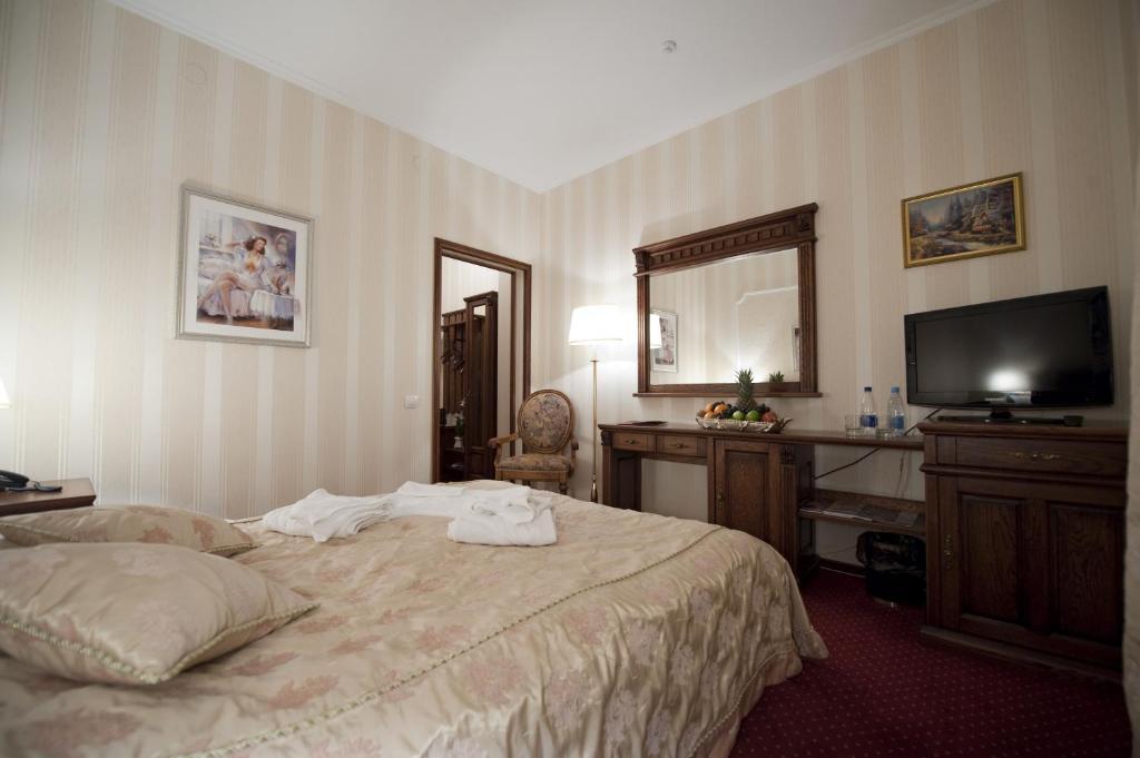 Deluxe Hotel Kupava Lviv Oda fotoğraf
