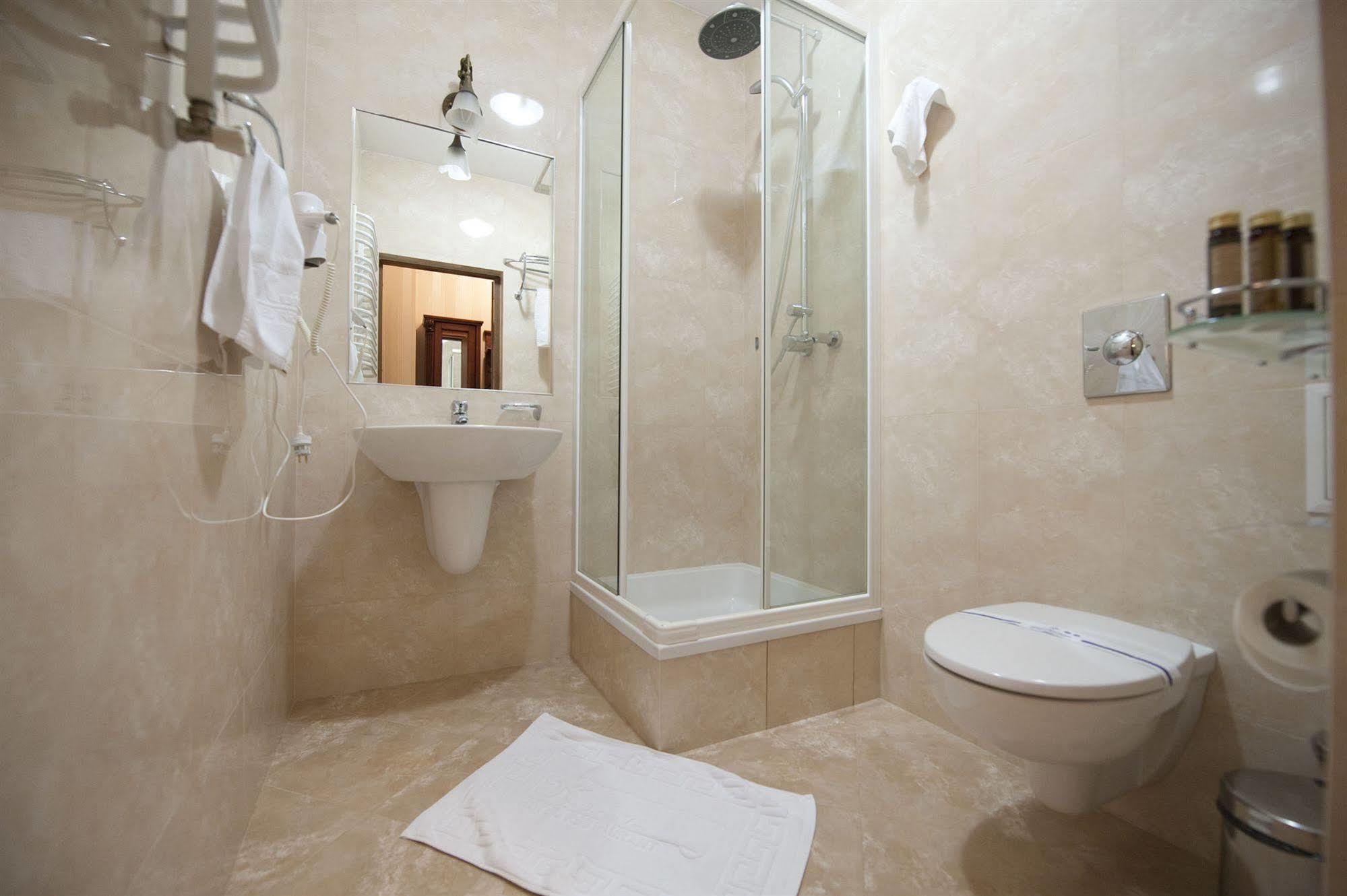 Deluxe Hotel Kupava Lviv Dış mekan fotoğraf